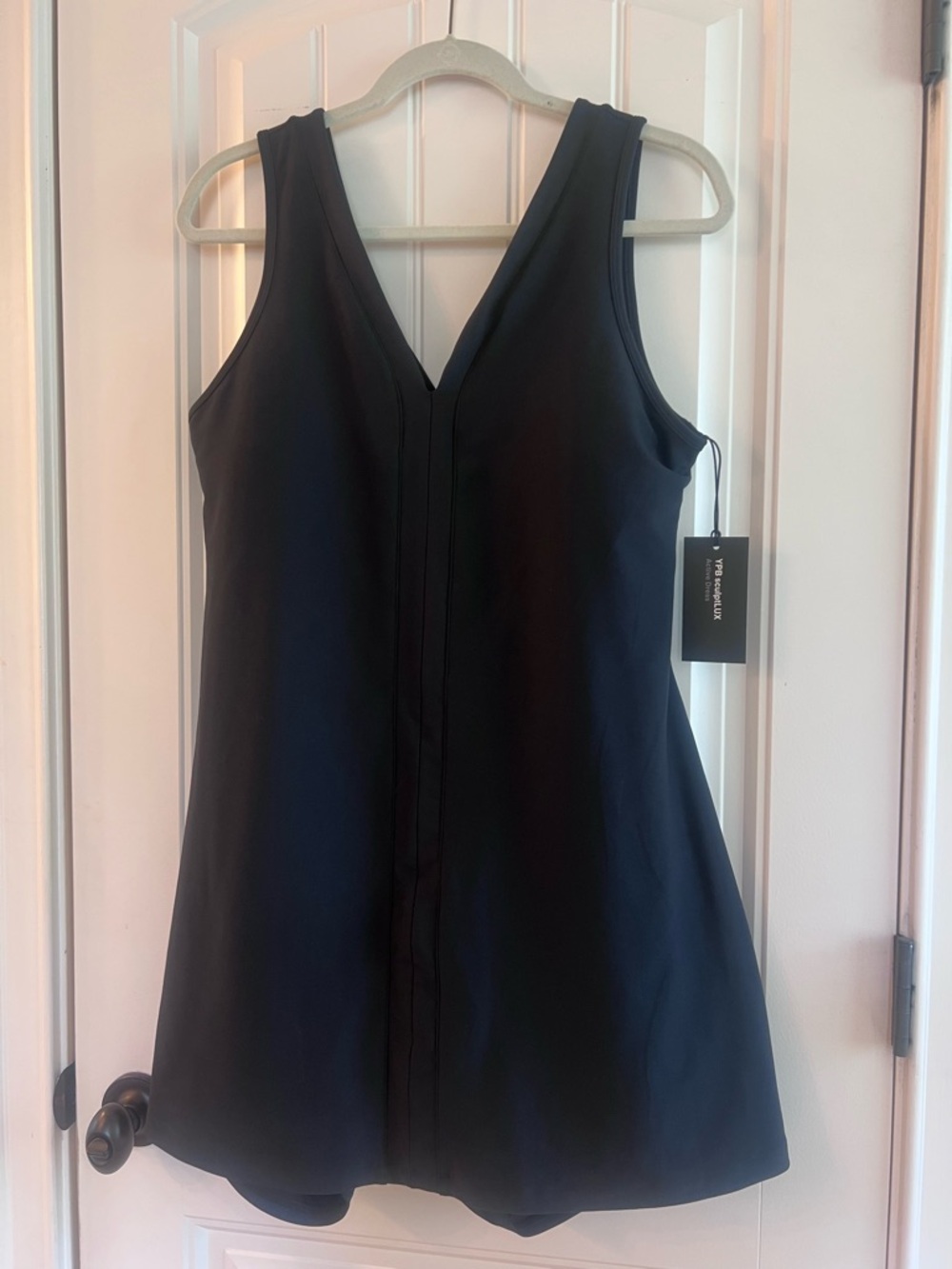 Abercrombie & Fitch YPB Black Sleeveless V-Neck Athletic Dress